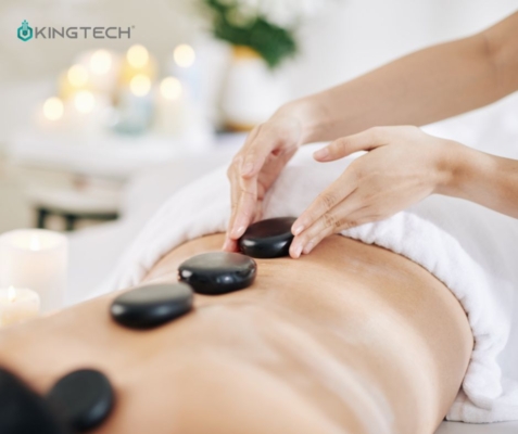 Lợi ích khi massage tại nhà cho người cao tuổi