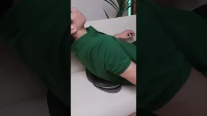  Bạn đã biết cách trị đau lưng chưa nếu chưa thì tham khảo em máy này nhé