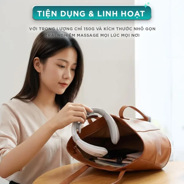 Máy massage cổ xung điện KINGTECH ST-304 nhỏ gọn, trọng lượng nhẹ, tiện mang theo và sử dụng mọi lúc mọi nơi