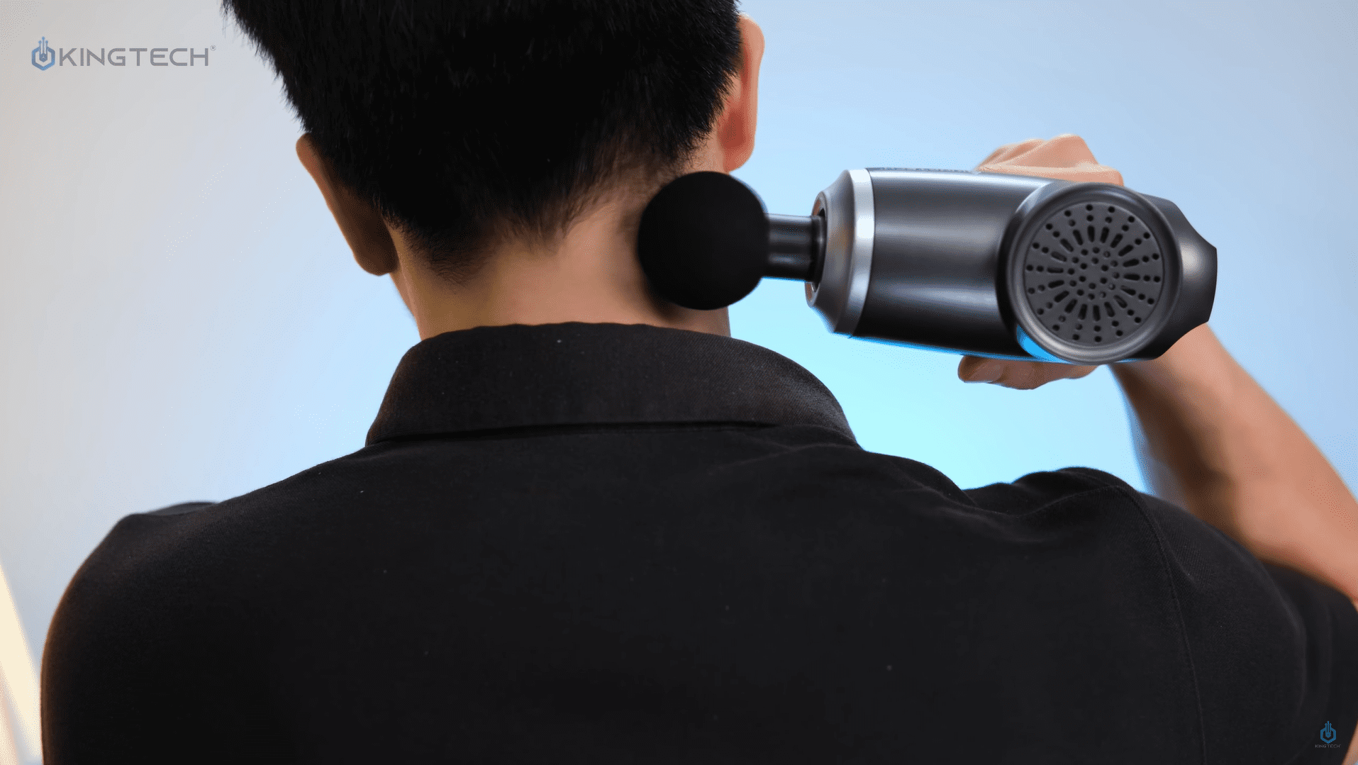 Hướng dẫn sử dụng súng massage vùng cổ gáy